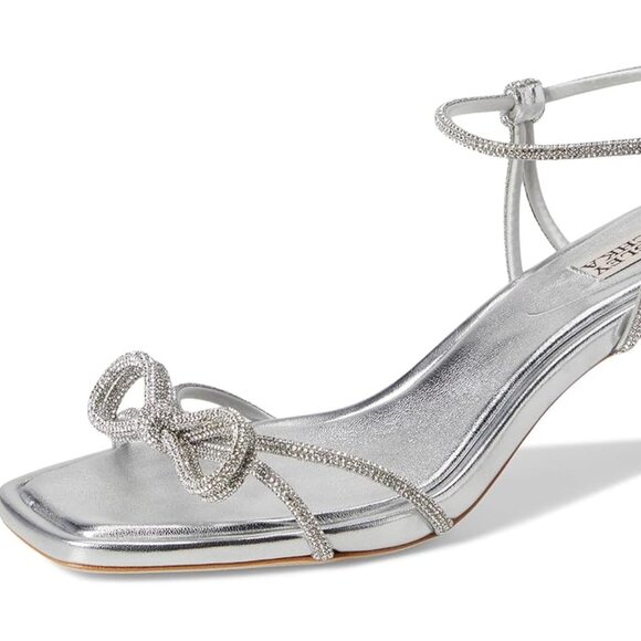NWB Badgley Mischka® Dandelion Womens 8 Silver - Picture 1 of 6